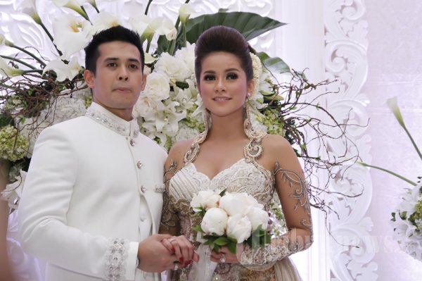 Pernikahan Olla Ramlan dan Aufar Hutapea