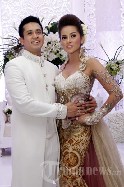 Pernikahan Olla Ramlan dan Aufar Hutapea