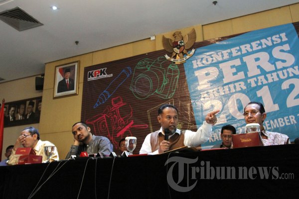 Refleksi Akhir Tahun Kinerja KPK Tahun 2012
