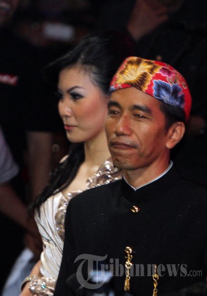 Gubernur DKI Jokowi Sambut Tahun Baru 2013