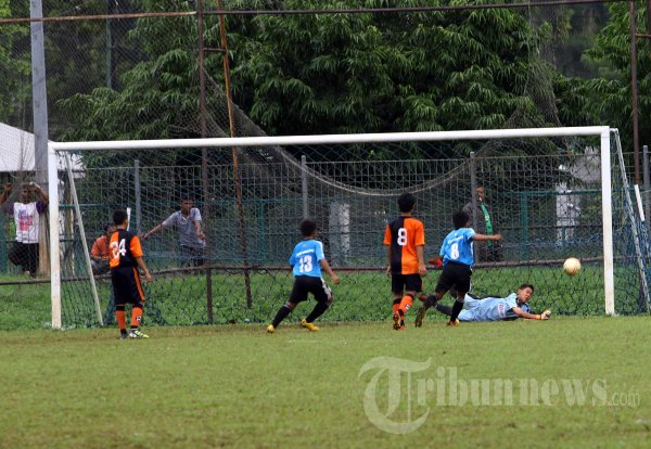 Pertandingan Liga Kompas Gramedia U-14