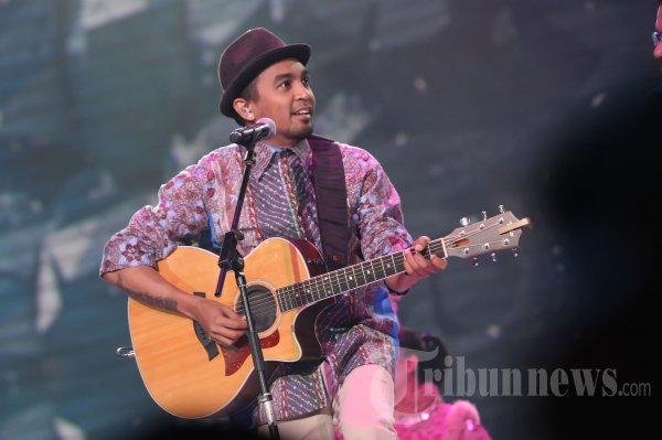 Glenn Fredly di HUT Indosiar