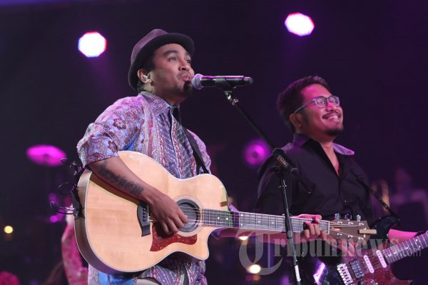 Glenn Fredly di HUT Indosiar