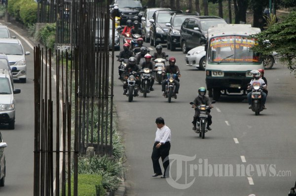 Rendahnya Kedisiplinan di Jalan Raya