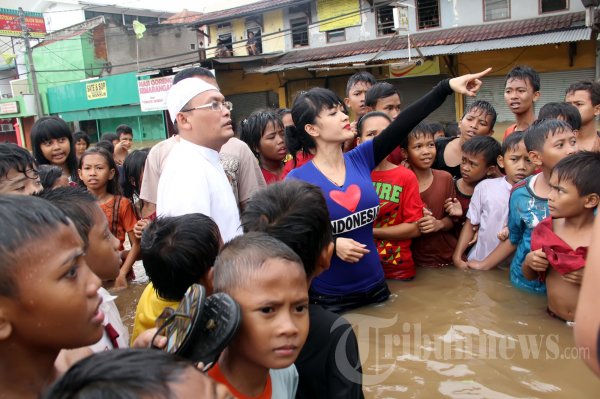Jupe Kunjungi Korban Banjir