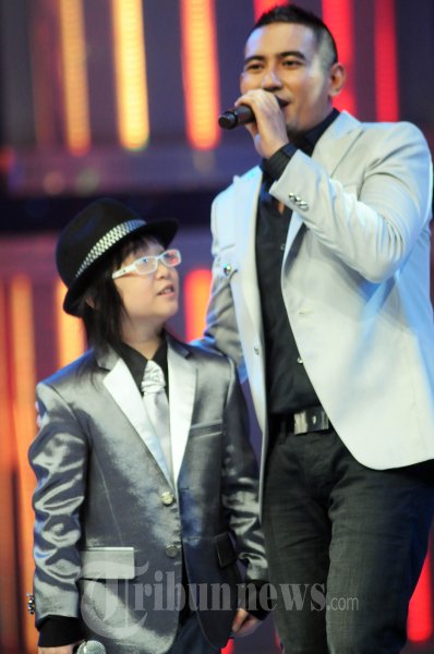 Sesen Bersama Rio Febrian