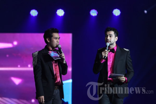 Malam Puncak Dahsyatnya Awards 2013