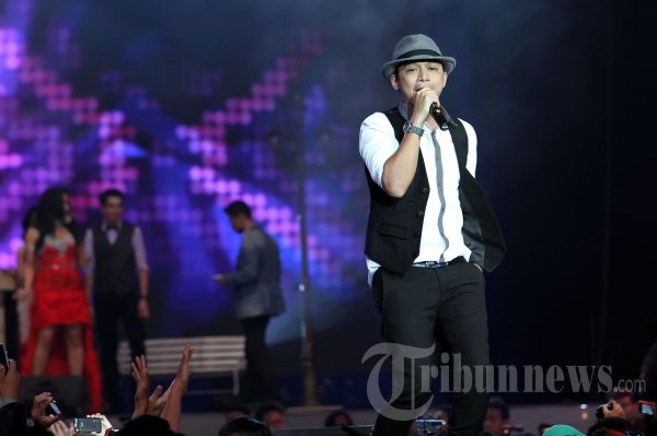 Ungu di Dahsyatnya Awards 2013