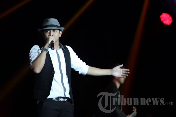 Ungu di Dahsyatnya Awards 2013