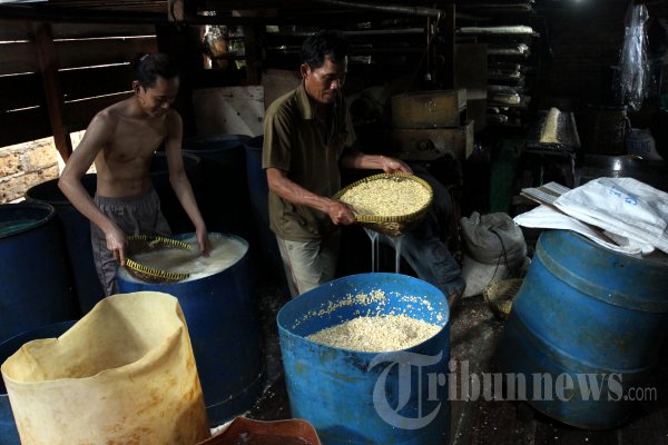 Menjaga Harga Kedelai Nasional