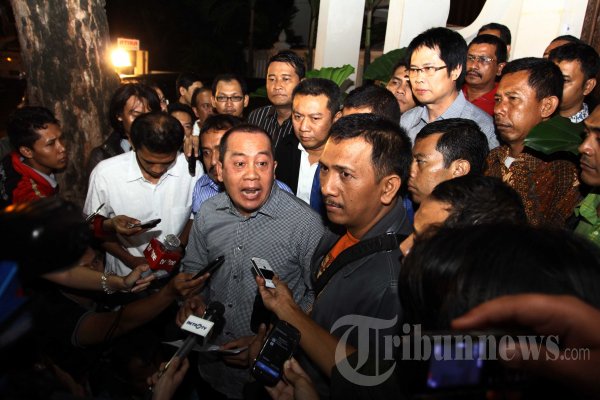 Saan Mustopa di Rumah Anas