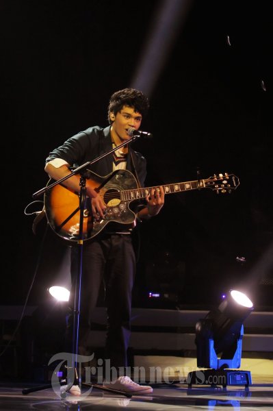 Mikha Angelo Finalis X Factor Indonesia