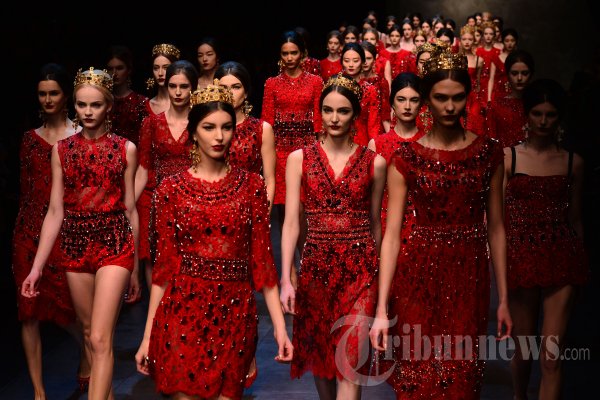 Fashion Show Karya Dolce & Gabbana di Milan Fashion Week