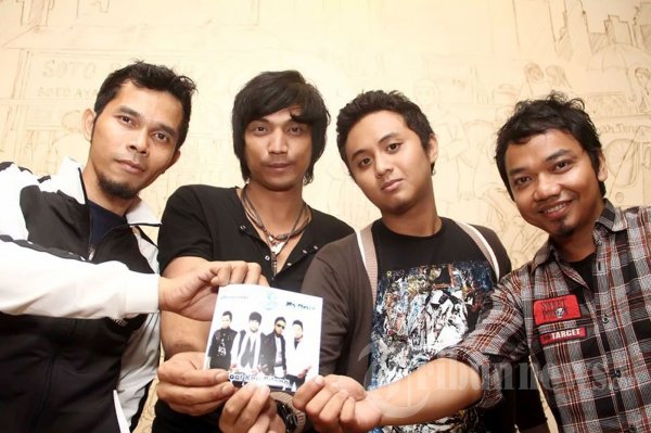 Band Joy Climax