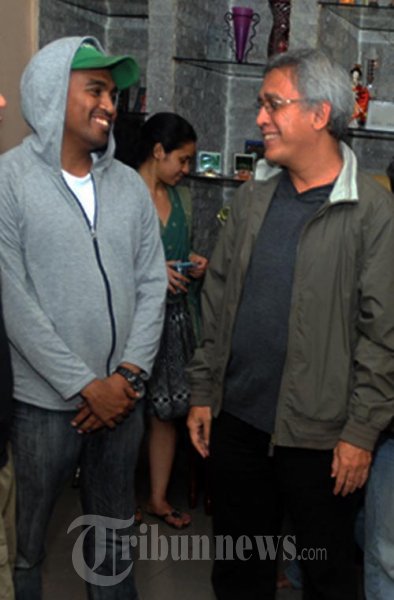 Iwan Fals Bersama Glenn Fredly