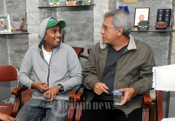 Iwan Fals Bersama Glenn Fredly