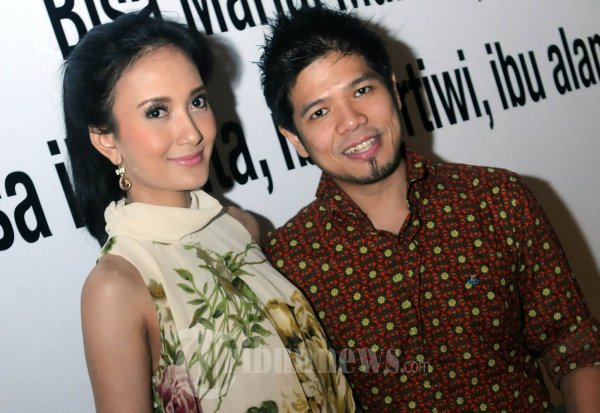 Baim Bersama Artika Sari Devi