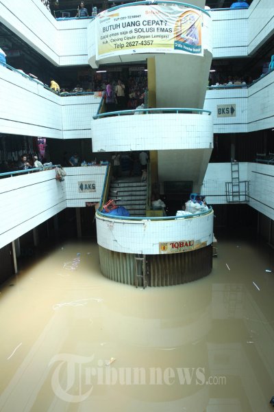 Pasar Cipulir Banjir