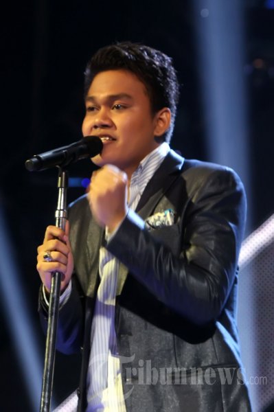 Gede Bagus di Gala Show Ke-7 X Factor Indonesia