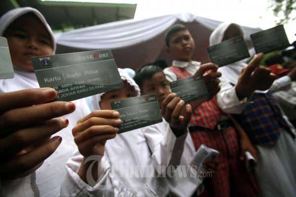 Pembagian Kartu Jakarta Pintar