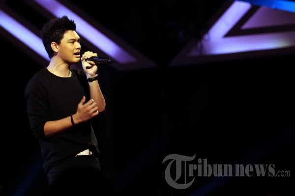 Mikha Angelo di Gala Show Ke-8 X Factor Indonesia