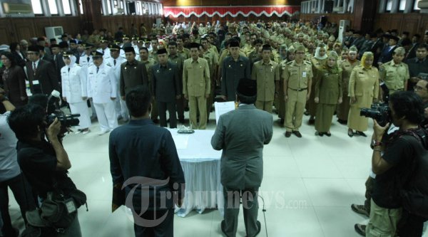 Pelantikan Camat dan Lurah Makassar