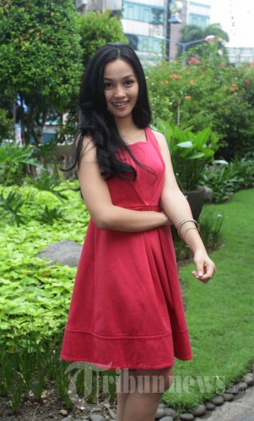 Tya Arifin
