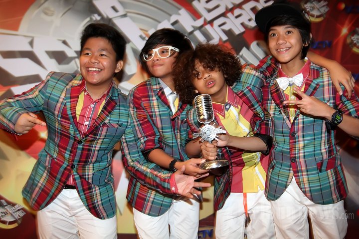 Coboy Junior Dapat Penghargaan SCTV Music Awards