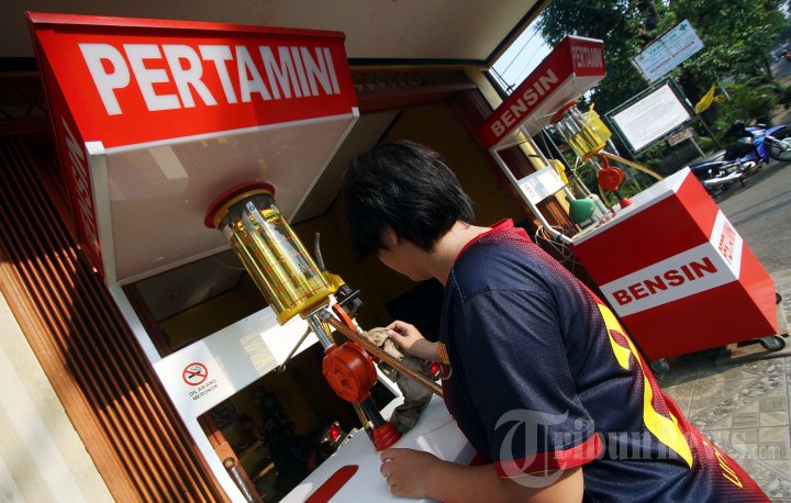 Penjual Bensin Eceran