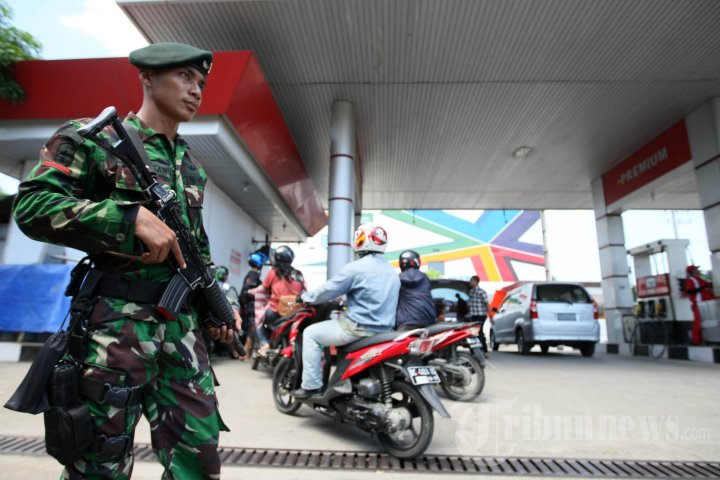 Personel Raider Amankan SPBU