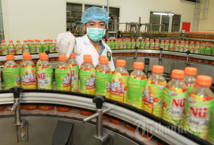GREEN TEA Produksi 36 ribu Botol per jam
