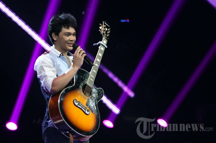 Mikha Angelo di Gala Show Ke-11 X Factor Indonesia
