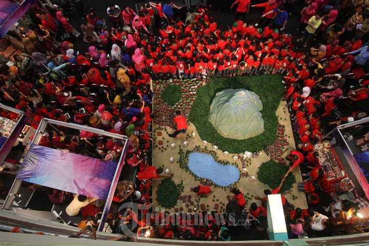 Seribu Siswa Rakit Robot