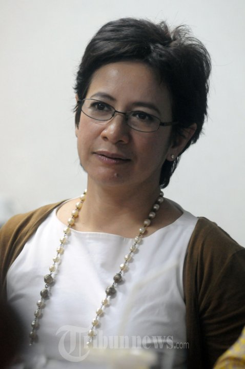 Nurul Arifin Aktris Politik