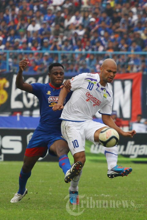 Arema Cronous vs Persib Bandung