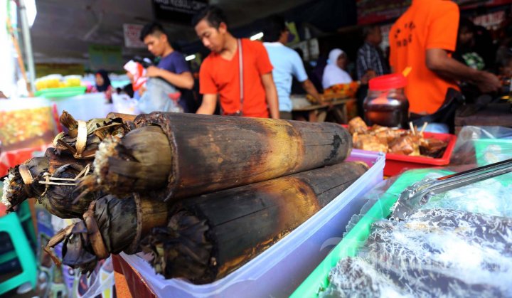 Pasar Takjil Benhil Ramai