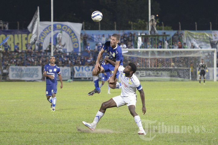 Persiba Balikpapan vs Persib Bandung
