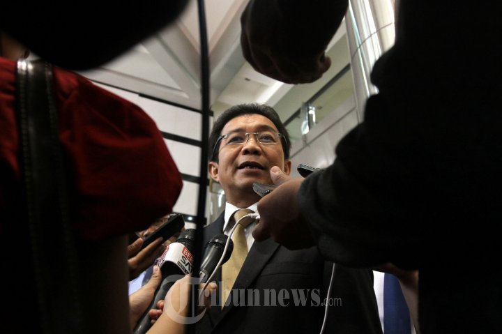 Muliaman D Hadad Gelar Halal Bi Halal OJK