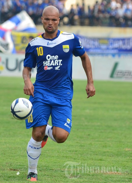 Sergio van Dijk Pesepakbola Persib Bandung