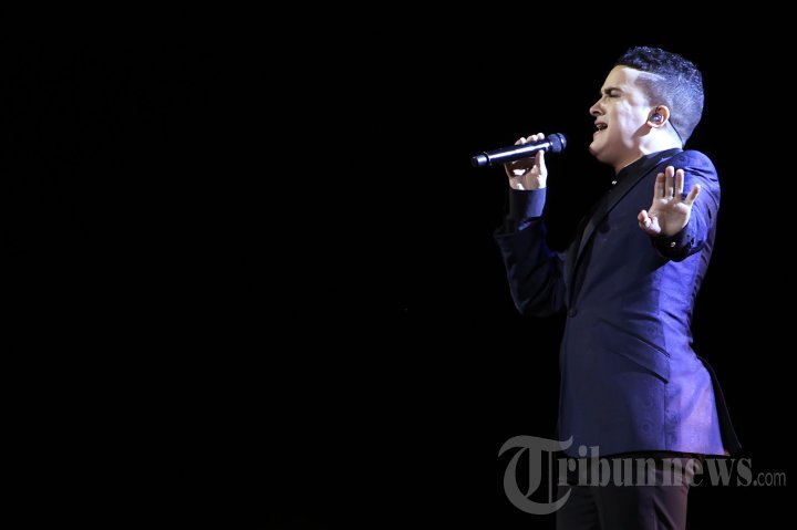Jahmene Douglas Tampil di X Factor Around The World