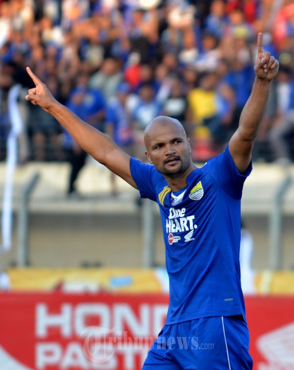 Persib vs Persisam