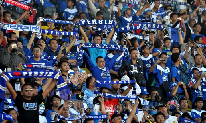 Persib vs Persisam