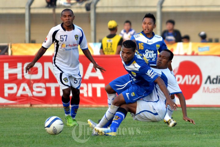 Persib vs Persisam