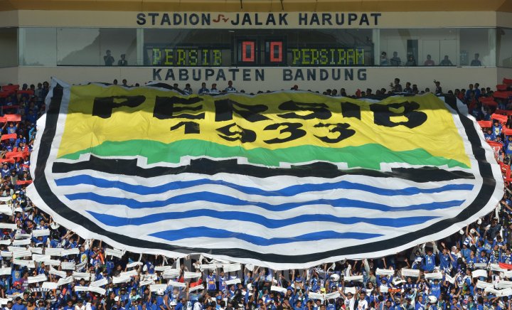 Persib vs Persisam