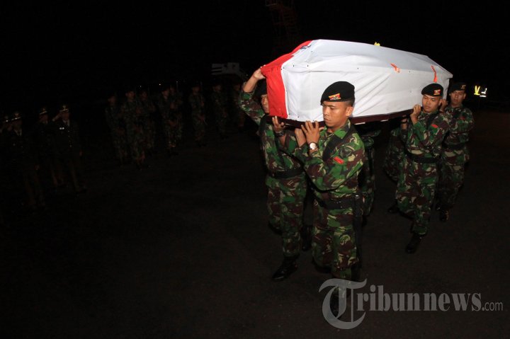 Upacara Militer Sambut Jenazah Andri Candrayansyah