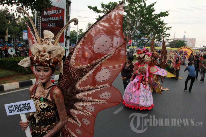 Parade Busana Batik