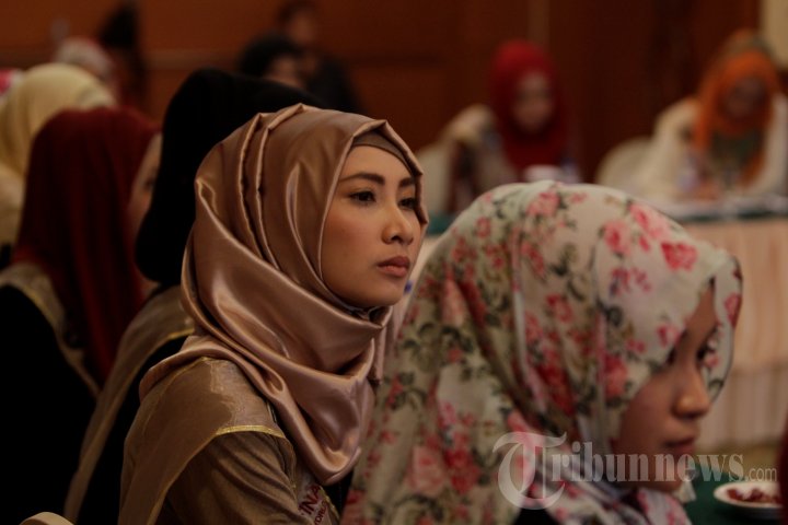 Finalis World Muslimah Ikuti Kelas Kepribadian