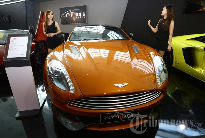 Aston Martin Vanquish di Pameran IIMS 2013