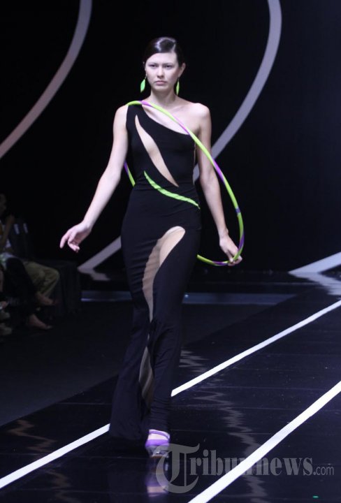 Fashion Show Cardio Mind Sekolah Mode Susan Budihardjo