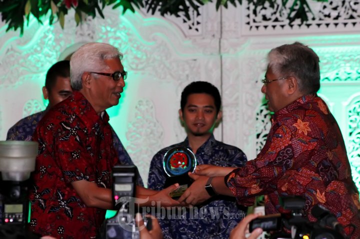Peluncuran Buku Nusantara Local Wisdom